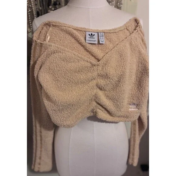 Adidas Originals Relaxed Risqué Fluffy Knit Ruched Crop Top - Picture 5 of 8